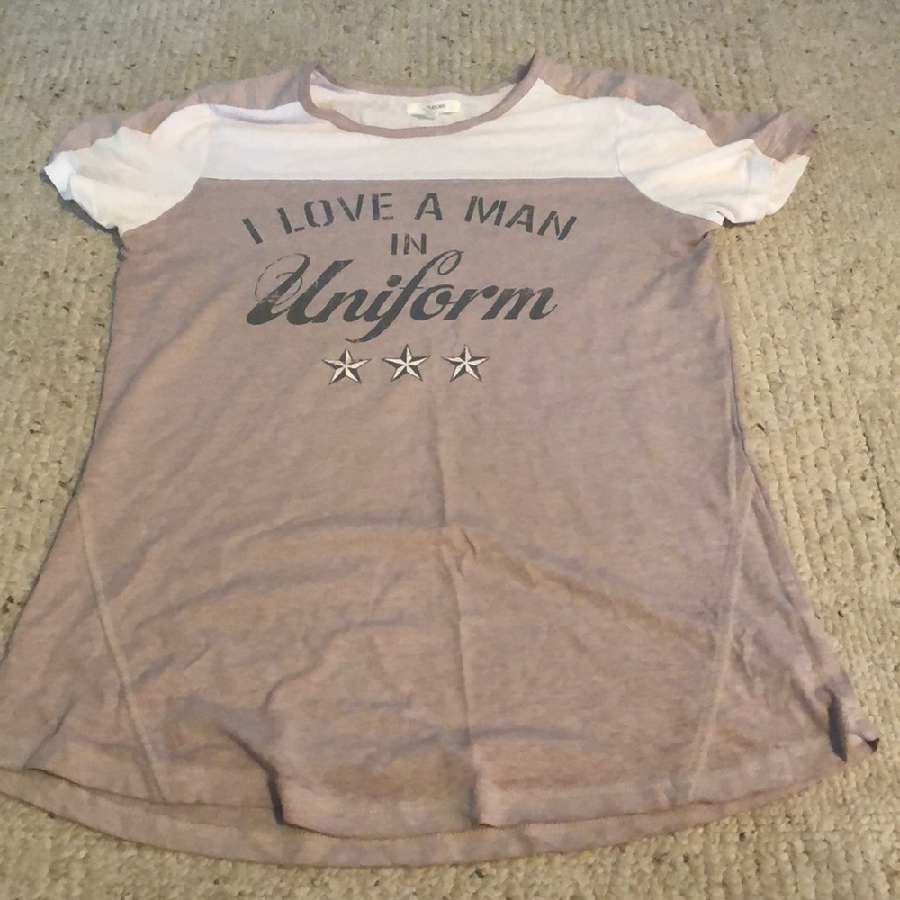 Maurice’s shirt